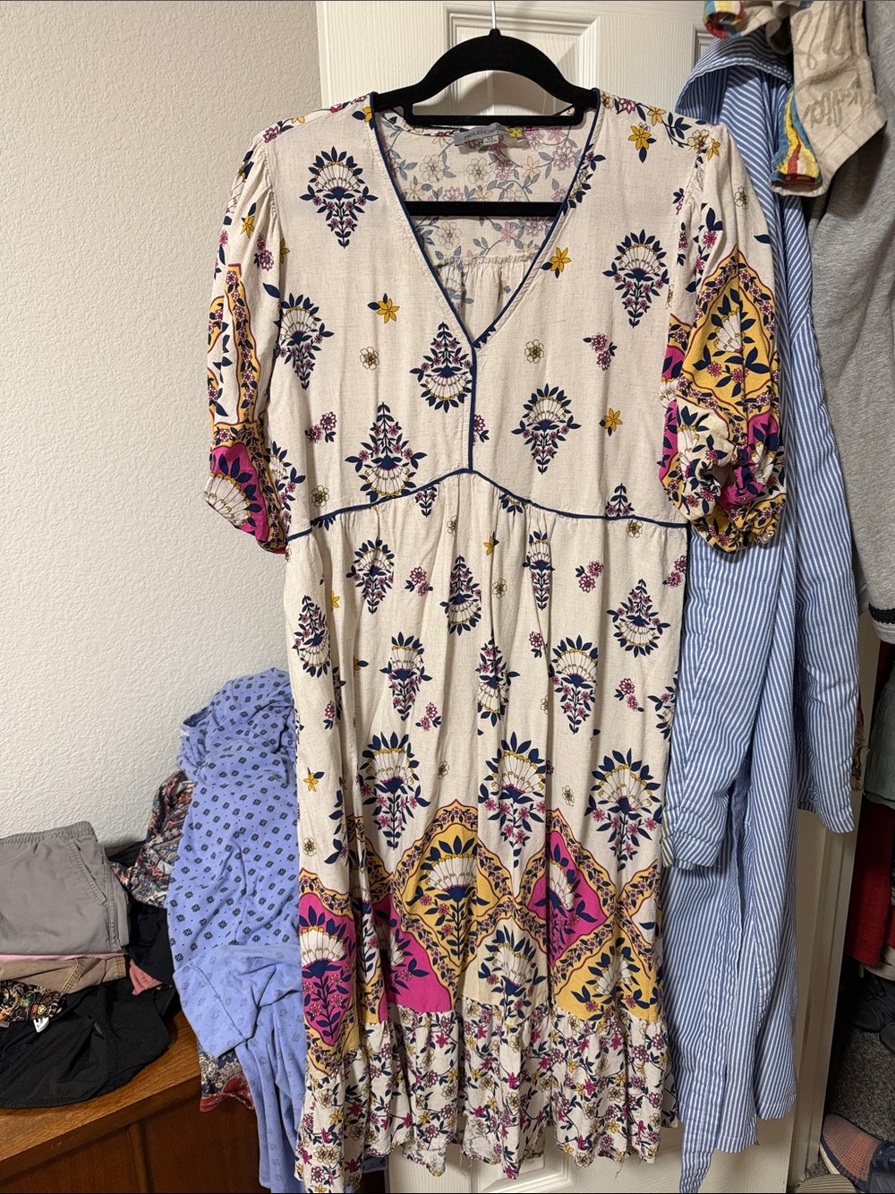 Bohemian Floral Print V-Neck MIDI Dress - Cream with Pink & Navy